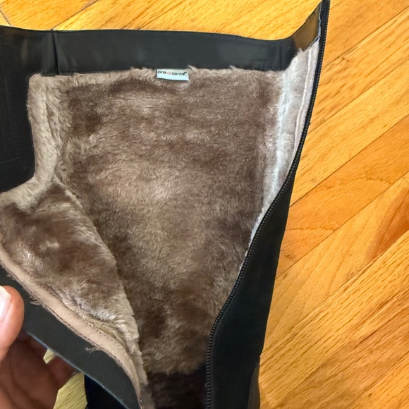 Chic tall heeled boots in rich black leather + suede combo đź–¤ - Picture 12 of 15